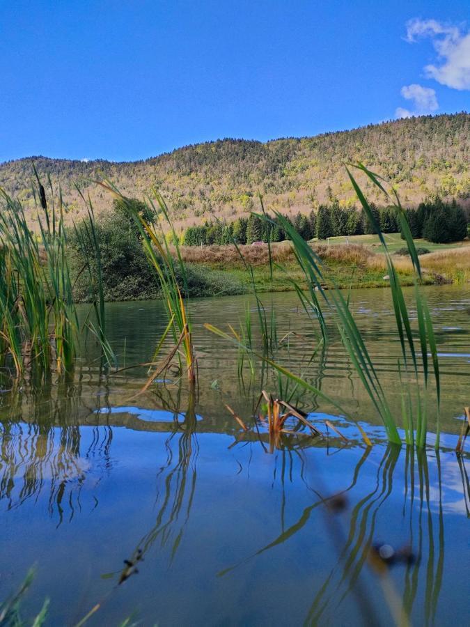 Entre Lacs Et Montagnes Cusy Exterior photo